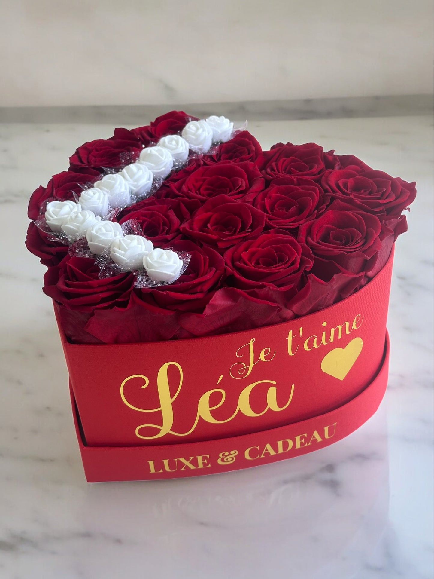 Cœur de roses avec lettre rose éternelles forme de cœur rose rouge