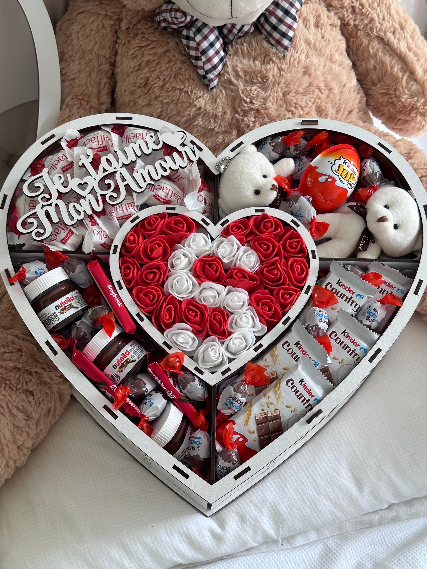 Coffret chocolat cadeau personalise avec nounours peluche 105 cm